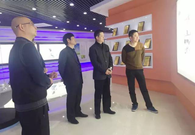 上海東方龍商務應邀考察江西省玉山經(jīng)濟開發(fā)區(qū),深化委托招商引資合作內(nèi)涵,落實合作協(xié)議 上海東方龍商務應邀考察江西省玉山經(jīng)濟開發(fā)區(qū),深化委托招商引資合作內(nèi)涵,落實合作協(xié)議