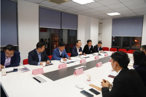 錄取率僅為5.1%的專業(yè)團隊!政府感嘆,東方龍商務(wù)不愧是委托招商行業(yè)的領(lǐng)軍者 錄取率僅為5.1%的專業(yè)團隊!政府感嘆,東方龍商務(wù)不愧是委托招商行業(yè)的領(lǐng)軍者