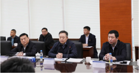 全速推進(jìn)投資選址項(xiàng)目早落地、早投產(chǎn)！黑龍江某地方政府實(shí)地考察清潔能源設(shè)備制造企業(yè)
