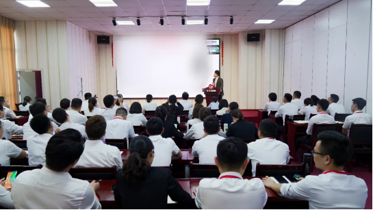 挖掘項目潛力，做強做優(yōu)增量！5月上旬，集團成功通過32個優(yōu)質(zhì)投資選址項目