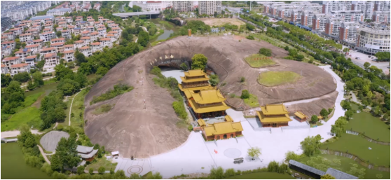 集團全力助推江西省鷹潭市月湖區(qū)委托招商引資，以“園區(qū)經(jīng)濟”為抓手，打造發(fā)展“增長極”