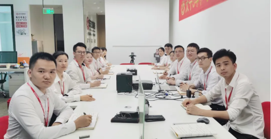 砥礪奮進(jìn)創(chuàng)佳績，為下半年開局夯實(shí)基礎(chǔ)！集團(tuán)舉行六月份暨上半年度工作總結(jié)表彰會