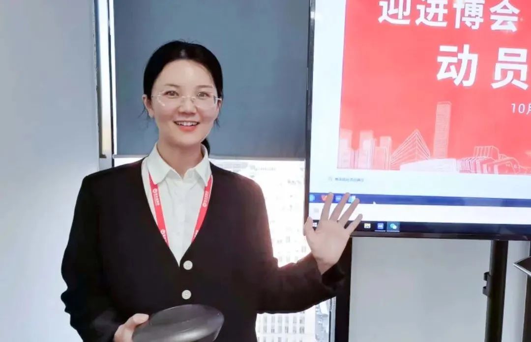 【月度總結(jié)】喜迎進博，奮戰(zhàn)百日，決勝2022！東方龍商務集團成功舉行9月份月度總結(jié)會