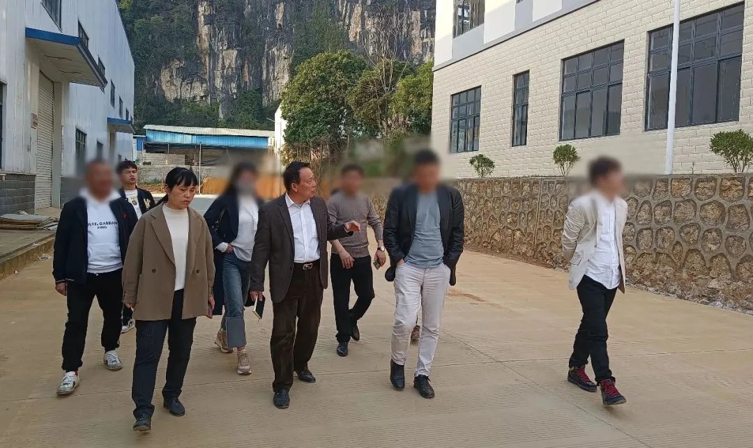外商獨(dú)資企業(yè)，國(guó)內(nèi)擁有多個(gè)果汁生產(chǎn)基地！高品質(zhì)復(fù)合果汁生產(chǎn)投資選址項(xiàng)目方反向考察廣西某地方政府