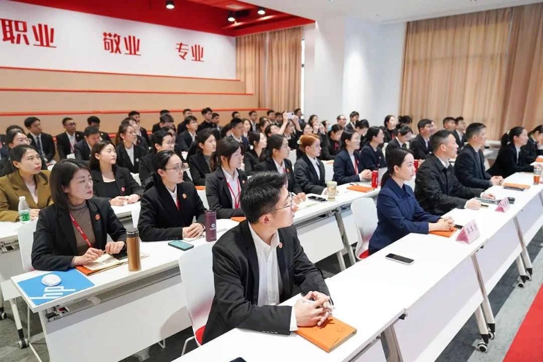 政府招商熱潮涌，項目開發(fā)勢如虹！3月上旬，集團(tuán)成功通過31個優(yōu)質(zhì)投資選址項目