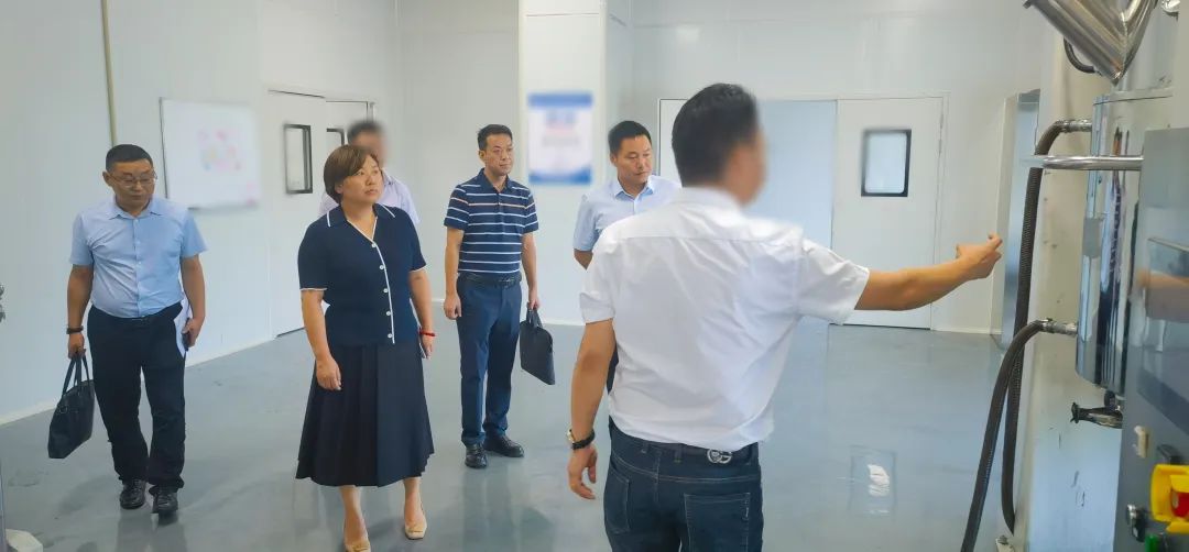投資額10億，年產(chǎn)值10億！四川某地方政府實(shí)地對(duì)接磷酸鐵鋰電池組生產(chǎn)投資選址項(xiàng)目