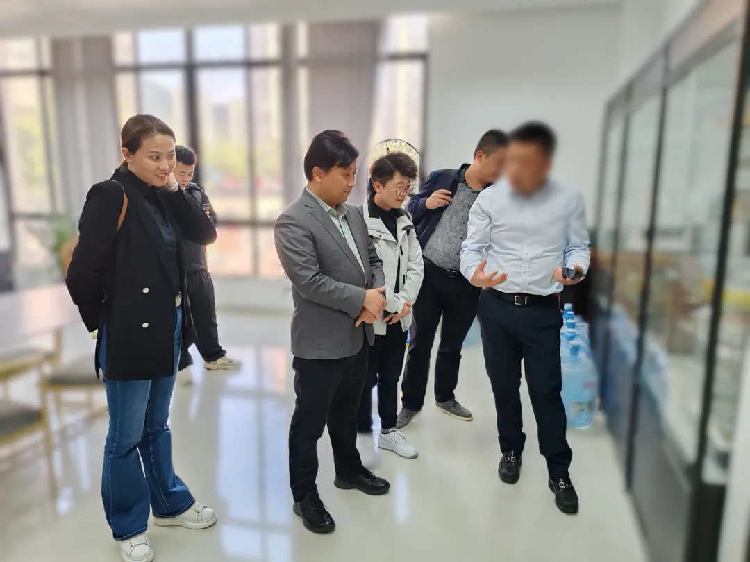 將實現(xiàn)今年簽約、今年開工、今年投產(chǎn)！品牌食品級鋁箔制品生產(chǎn)擴建投資選址項目成功落戶貴州貴陽