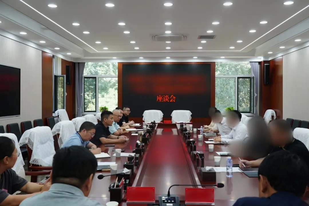 15天！集團(tuán)精準(zhǔn)推動(dòng)內(nèi)蒙古某地方政府與專精特新新能源電池?cái)U(kuò)建投資選址項(xiàng)目方成功簽訂投資協(xié)議