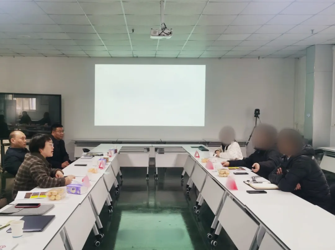 暢銷海內外，產品線豐富！河南某地方政府實地對接品牌運動服裝生產擴建投資選址項目